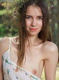 Stunning model outdoors